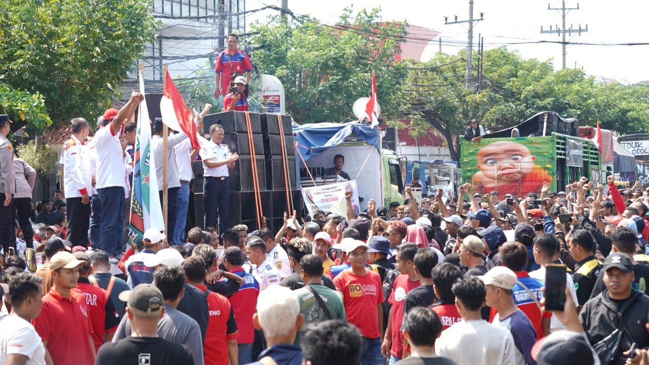 Sopir Truk Ancam Mogok Nasional, Desak Kemenhub Hapus Denda dan Tangani Premanisme