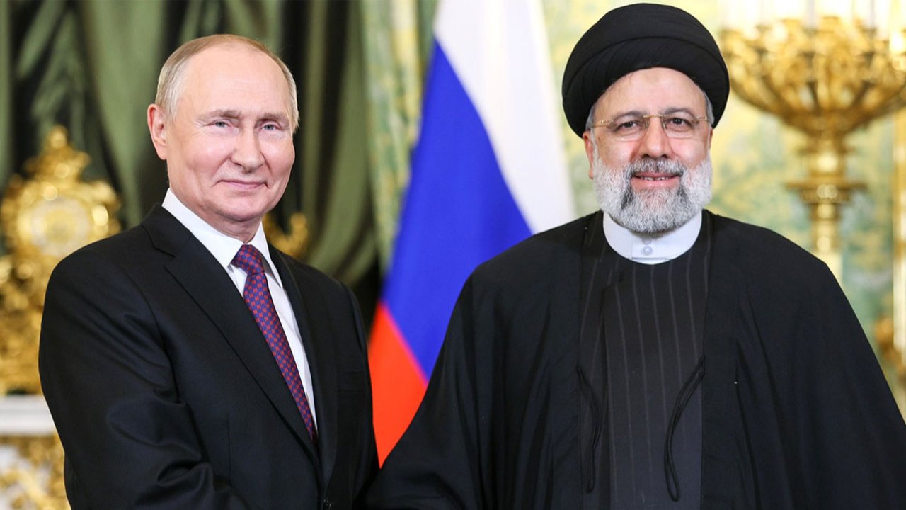 Di Depan Menlu Iran, Putin: AS Diprovokasi Israel, Kami Dukung Iran
