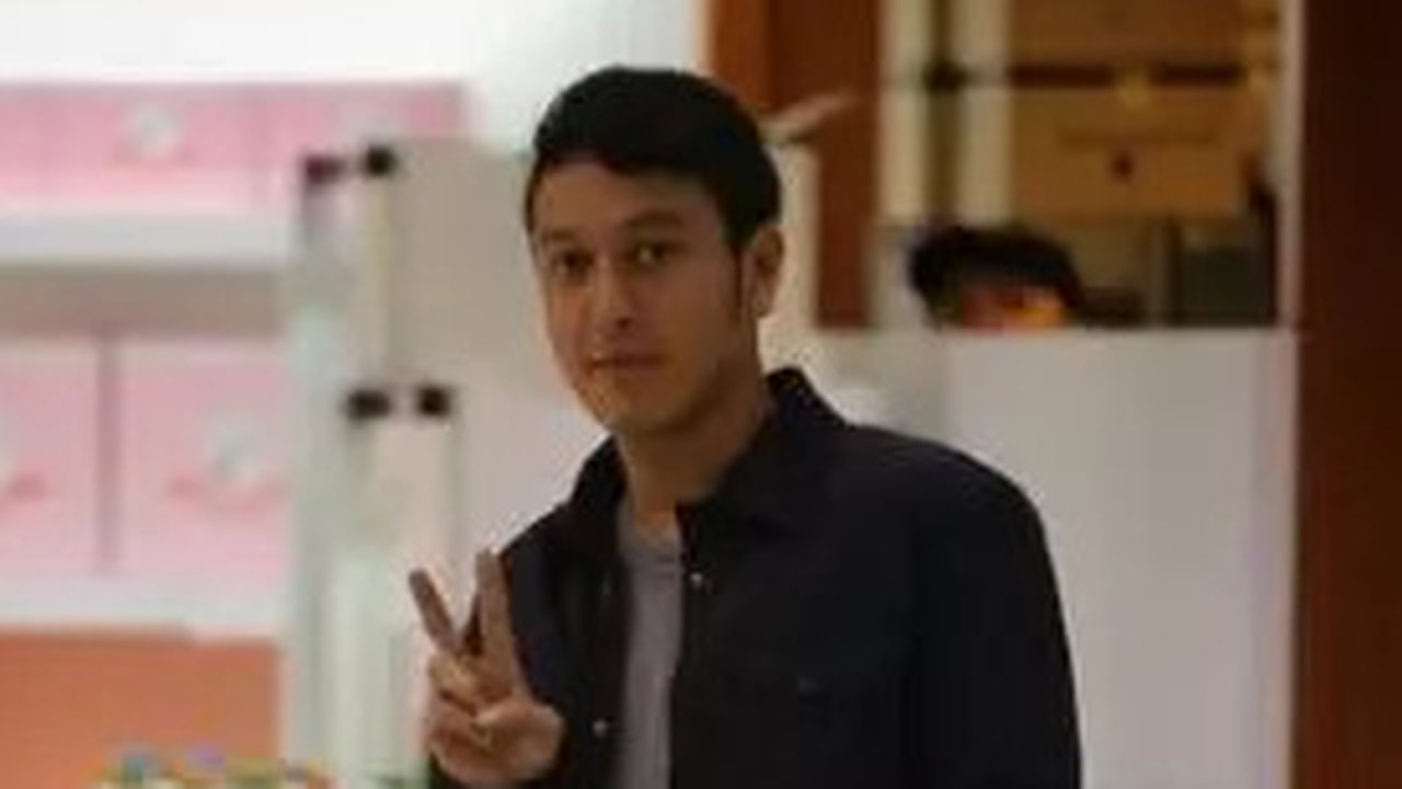 Potret Transformasi Dimas Anggara dari Anak Band Hingga Kini Sudah Jadi Aktor dan Suami Idaman