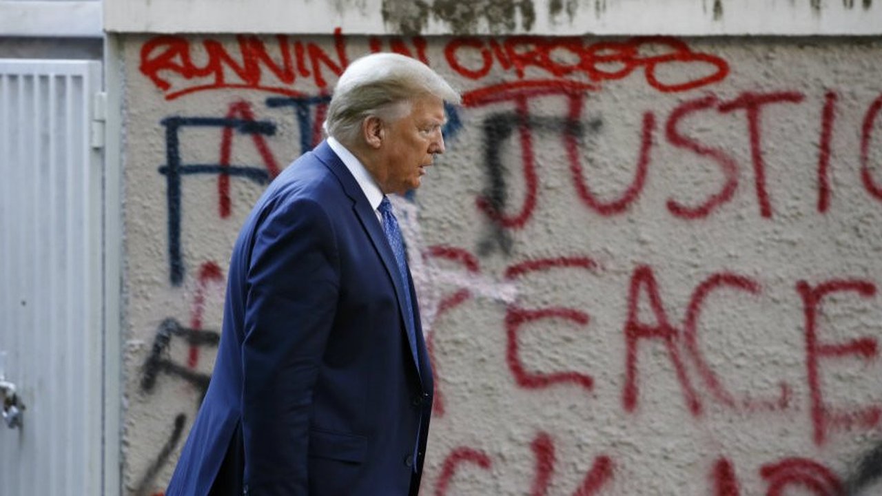 VIDEO: Trump Minta Berdamai Usai Iran Luncurkan Rudal Serang Pangkalan AS di Qatar