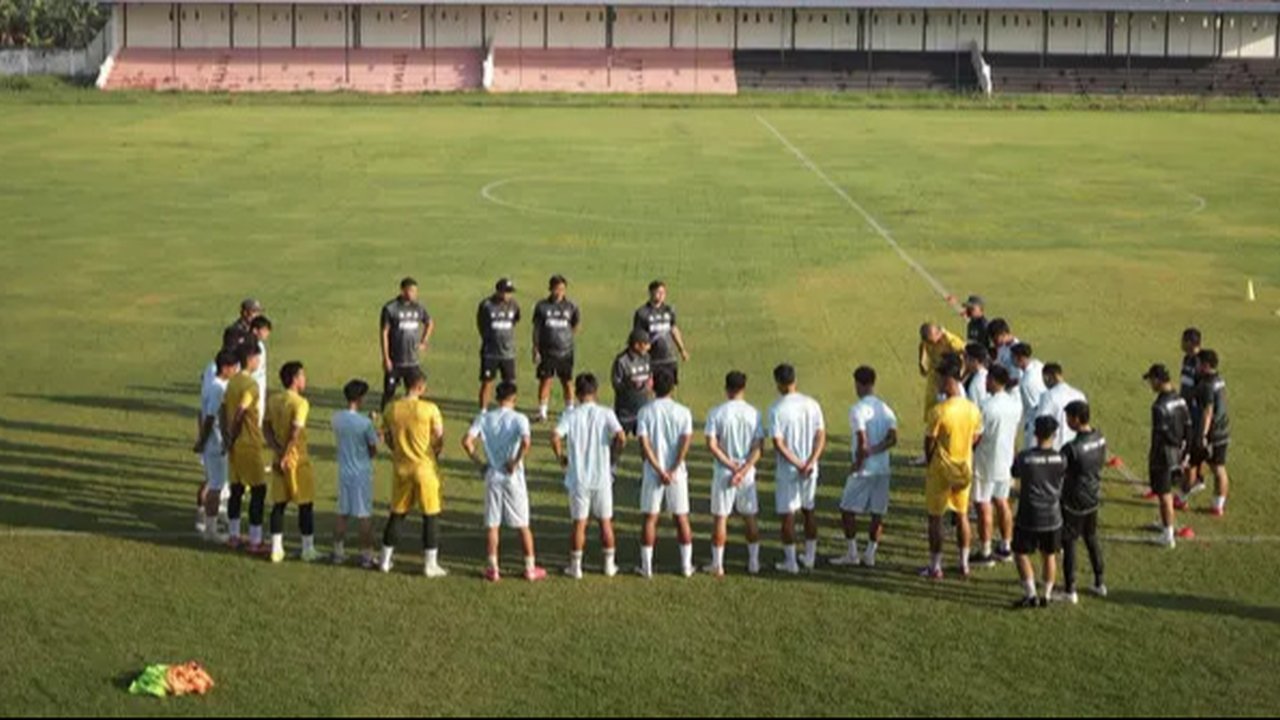 Madura United menjalani latihan perdana di Madura United Training Ground (MUTG), Pamekasan, (23/6/2025). (Doc Madura United)