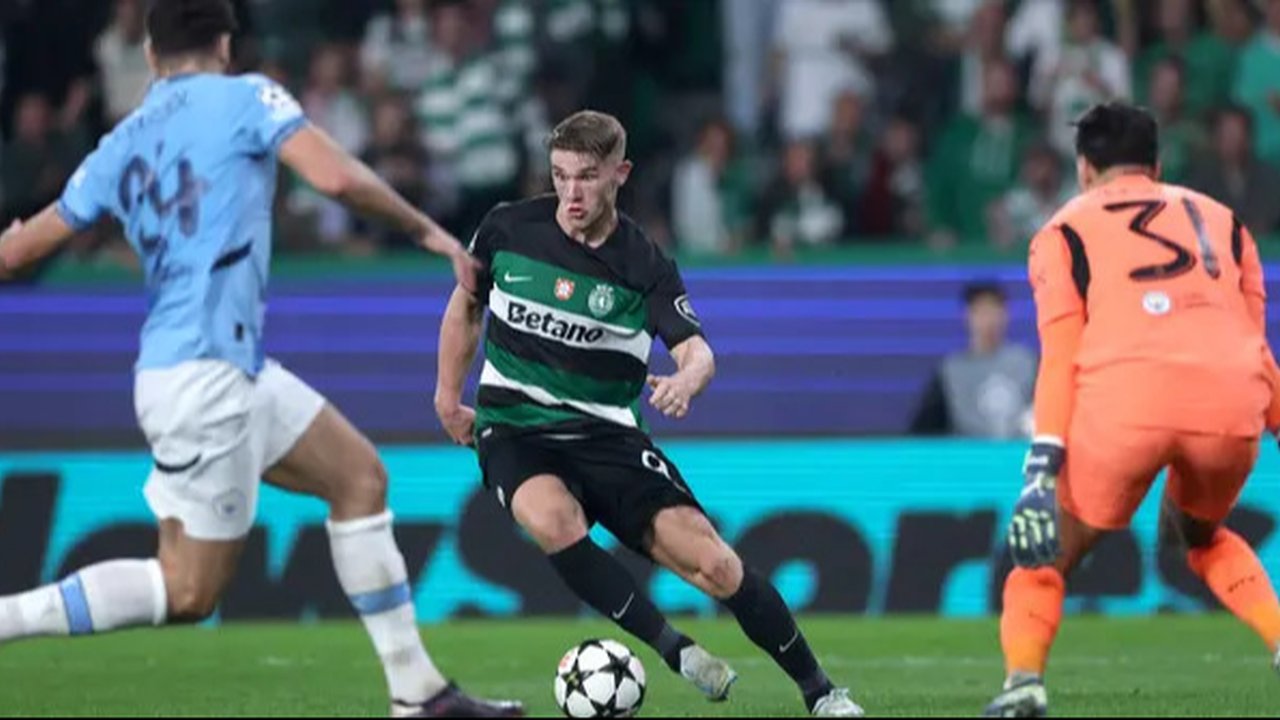 Pemain Sporting CP, Viktor Gyokeres (kiri) pernah memperkuat Brighton namun pemain asal Swedia itu cuma dimainkan di kompetisi piala. Kini Gyokeres sudah mencetak 17 gol dan membuat delapan a