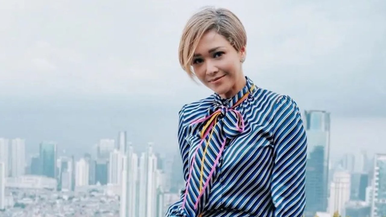 Maia Estianty Pixie Cut