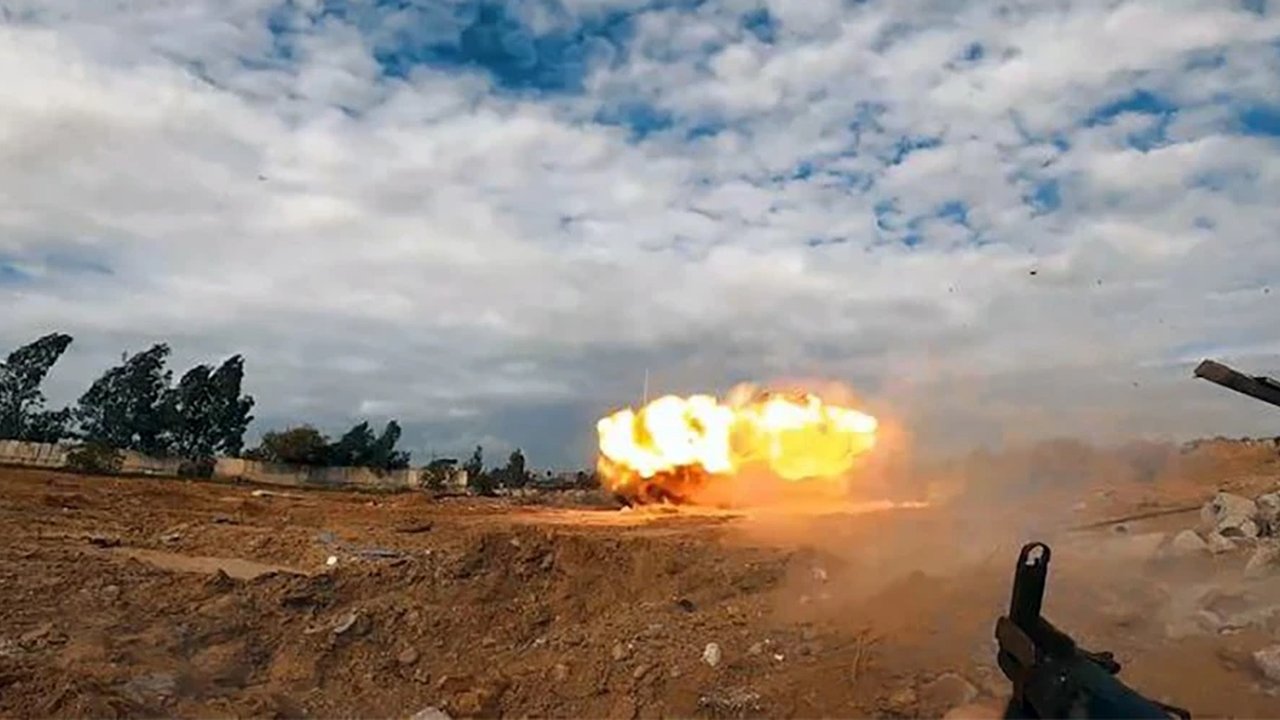 Detik-Detik 7 Tentara Israel Disergap Pejuang Hamas, Terbakar Hidup-Hidup di Dalam Kendaraan Lapis Baja