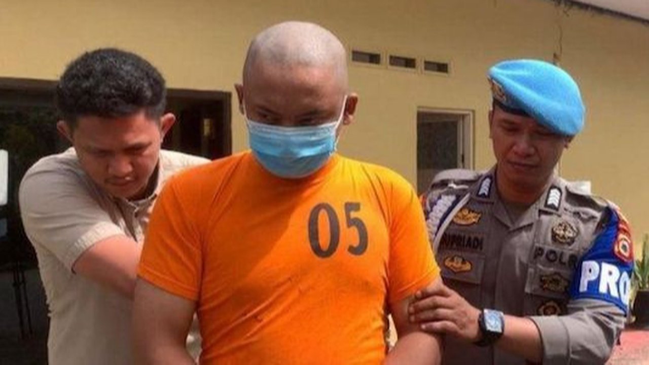 Satpam Kuras Rp400 Juta Usai Bobol Mesin ATM, Uang Hasil Curian Dibelikan iPhone 16 dan Foya-Foya Bareng Pacar