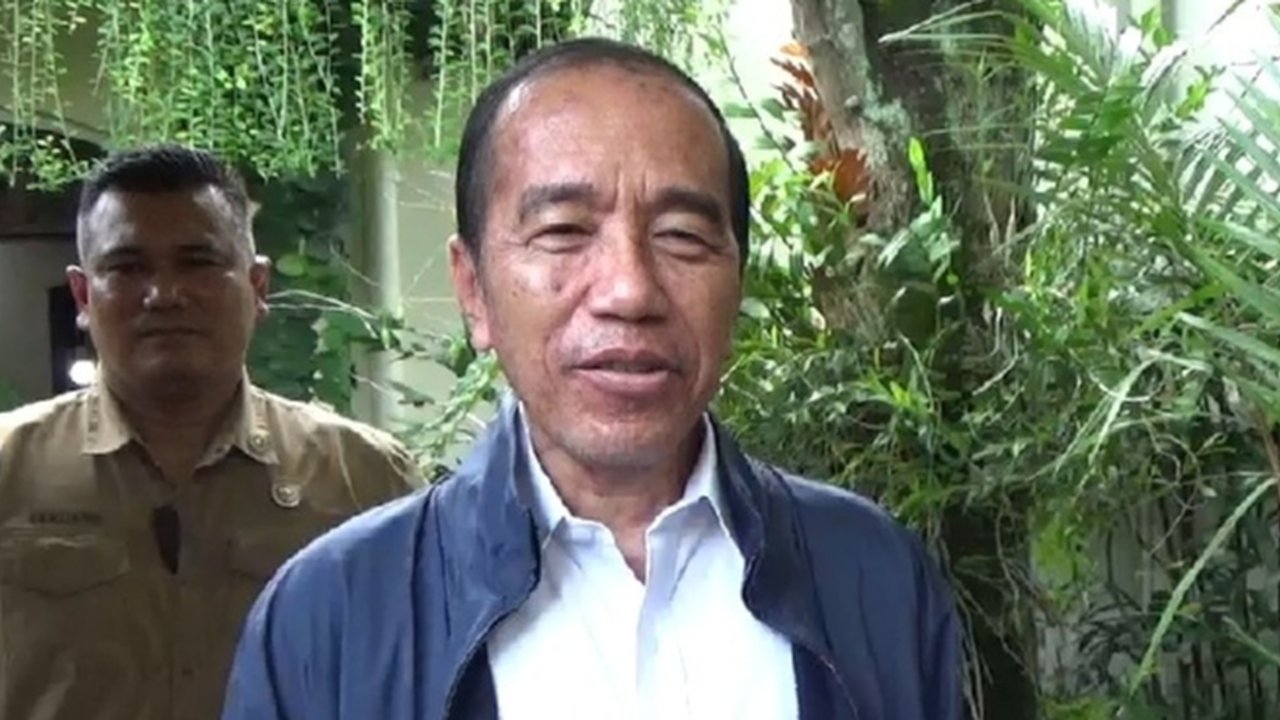 Viral Dokter Tifa Soroti Kondisi Wajah Jokowi, Ajudan Jelaskan Penyebabnya