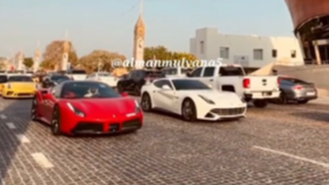 Mobil Supercar