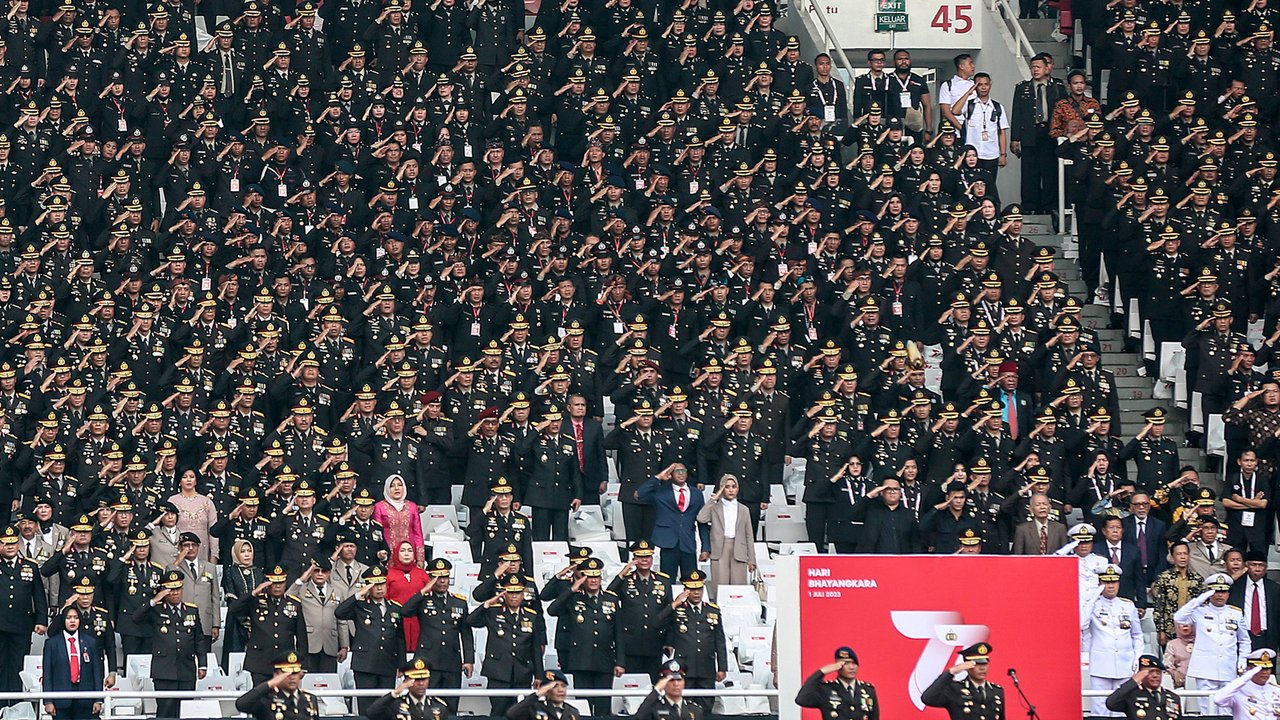 Presiden Jokowi berharap, insan Bhayangkara bisa terus mengabdi tanpa henti kepada masyarakat, bangsa dan negara. Semua demi kemajuan Indonesia Tanah Air tercinta. (Liputan6.com/Johan Tallo)