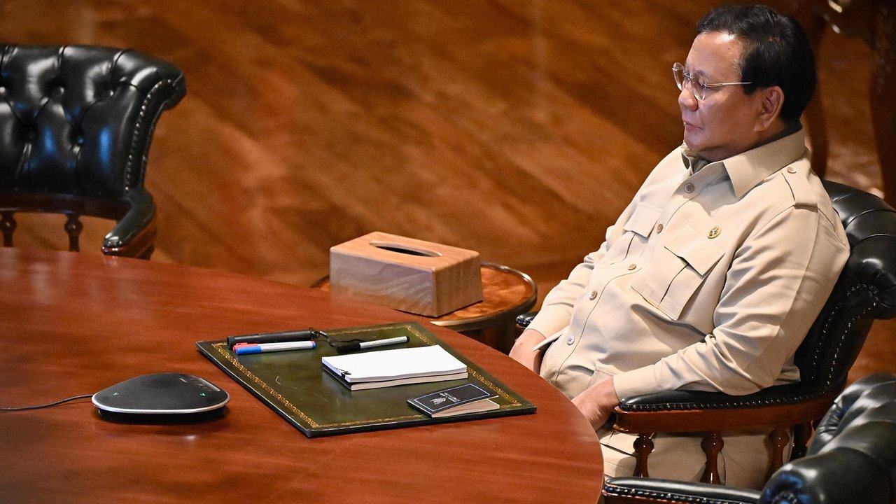 Prabowo Pimpin Rapat Terbatas dengan Menteri