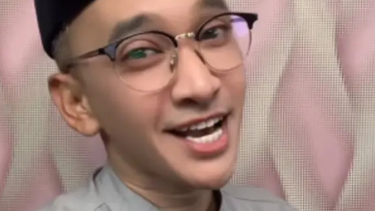 Model Baju Koko Pilihan Ruben Onsu