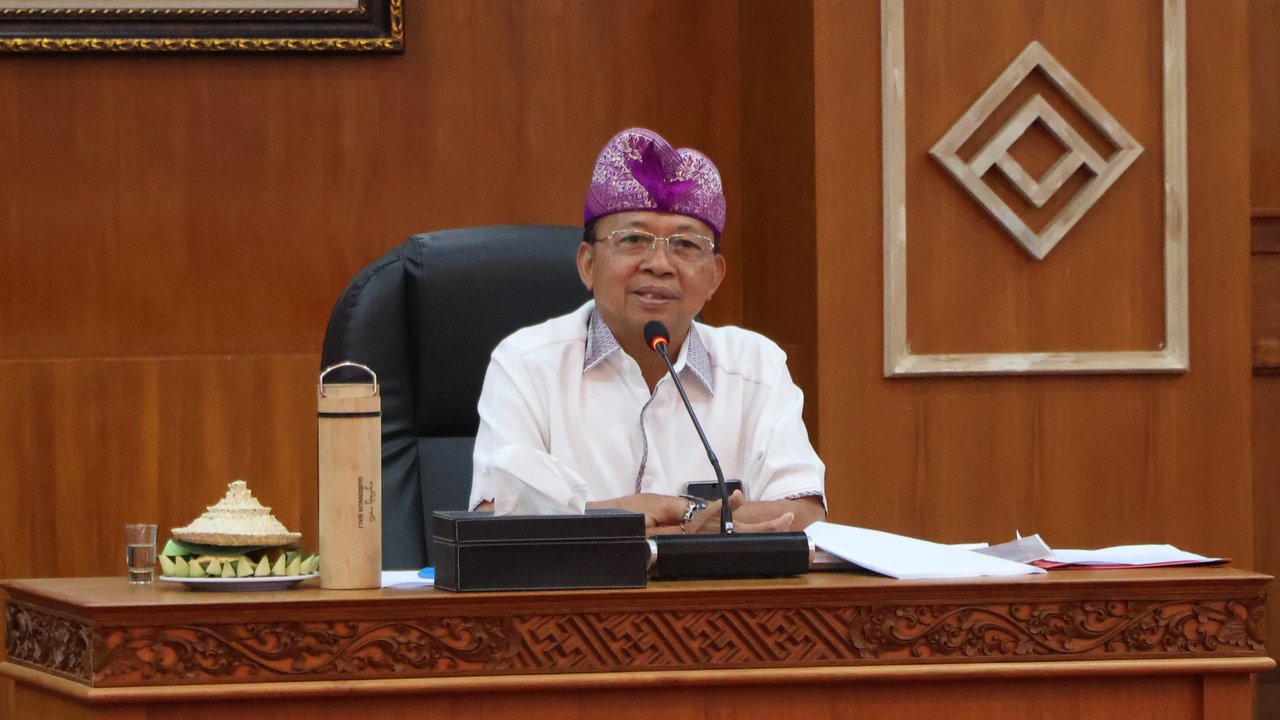 Gubernur Bali I Wayan Koster