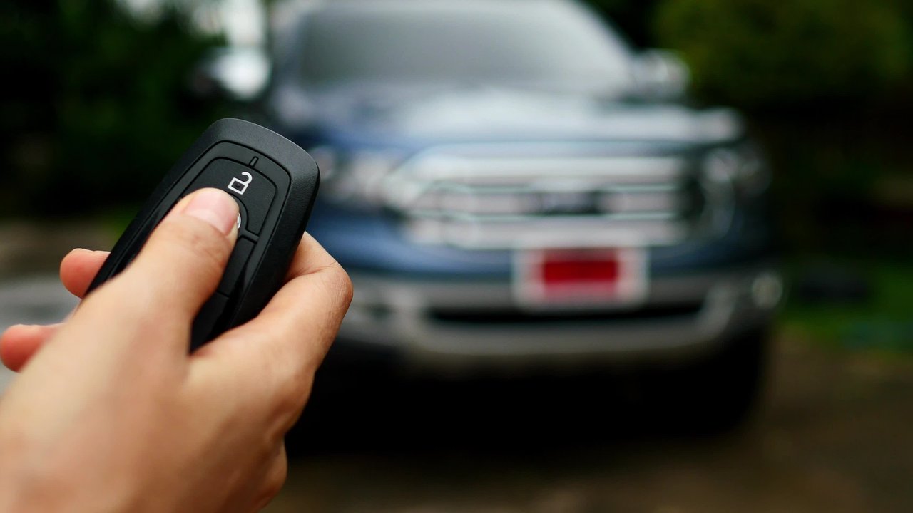 3 Indikasi Baterai Remote Mobil Habis, Ini Cara Menggantinya