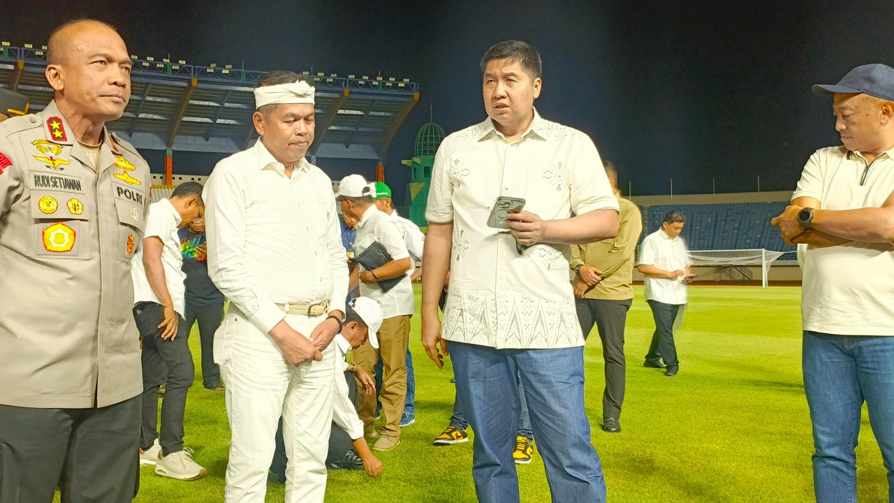 Rumput GBLA Masih Diperbaiki Usai Dirusak, Piala Presiden 2025 Digelar di Stadion Si Jalak Harupat