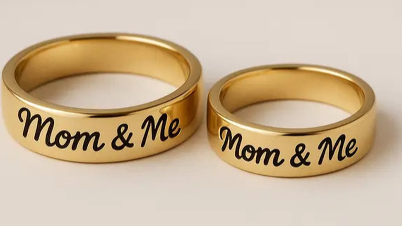 7 Model Cincin Kembar Ibu dan Anak Perempuan, Simbol Cinta Sepanjang Masa (sumber:AI)