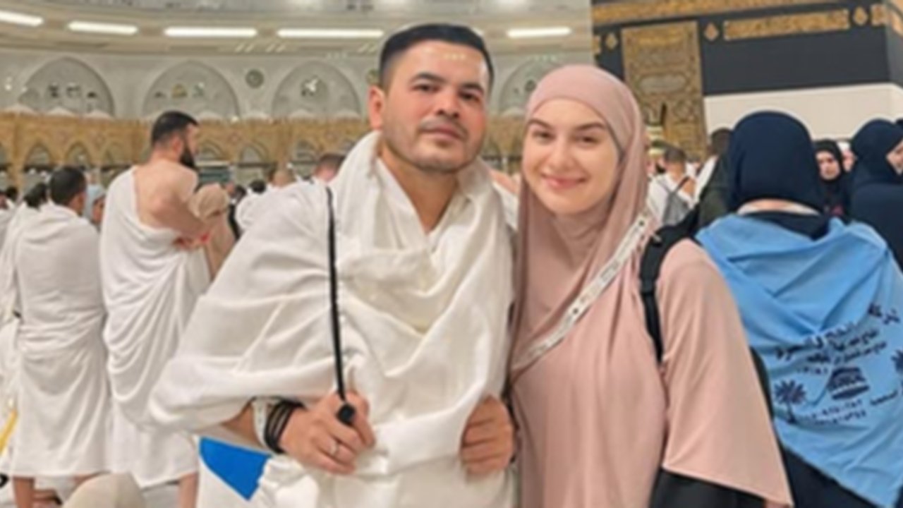Potret Irish Bella Bareng Haldy Sabri Bersiap Laksanakan Wukuf di Arafah, Mohon Doa Jelang Puncak Haji