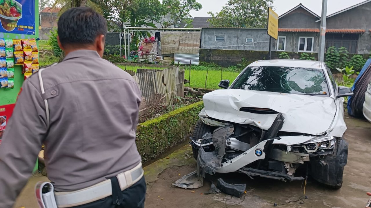 Bisakah Satu Kendaraan Memiliki Banyak Nomor Polisi? Ini Aturan dan Sanksinya!