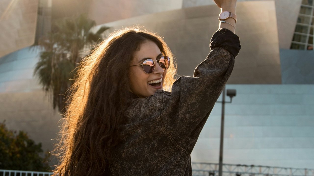 Ilustrasi motivasi, inspirasi, semangat. (Photo by Jeremy Bishop on Unsplash)