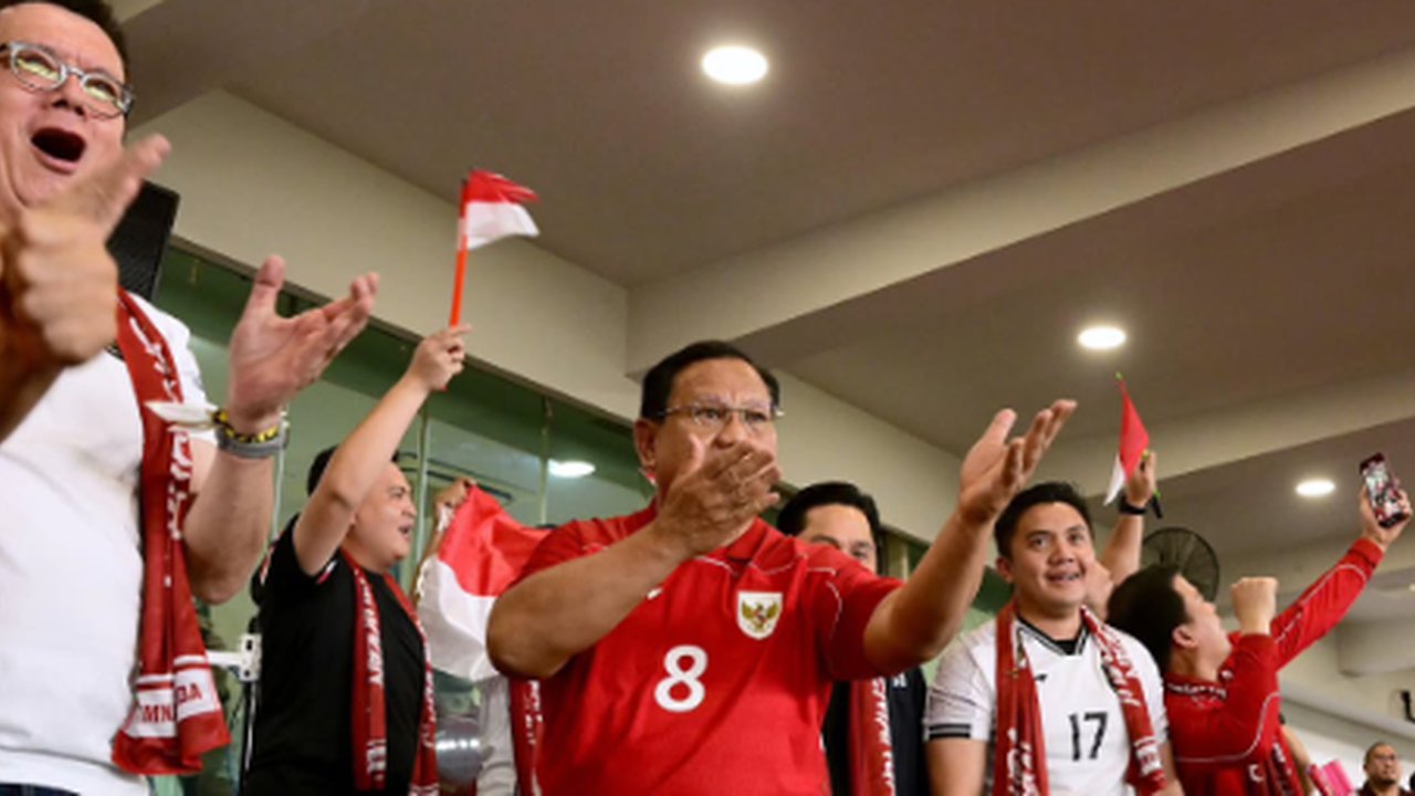 Ekspresi striker Timnas Indonesia, Ole Romeny, setelah menjebol gawang Timnas China pada pertandingan Kualifikasi Piala Dunia 2026 di Stadion Utama Gelora Bung Karno, Jakarta, Kamis (5/6/2025