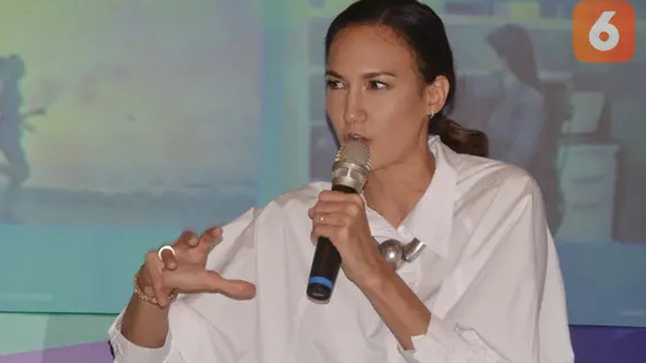 Nadine Chandrawinata (Nurwahyunan/bintang.com)