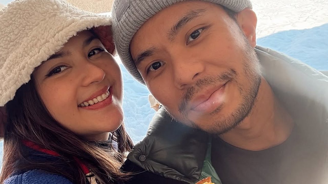Potret Jessica Mila Menikmati Salju Bertiga Bersama Kyarra dan Yakup Hasibuan di Niseko, Jepang