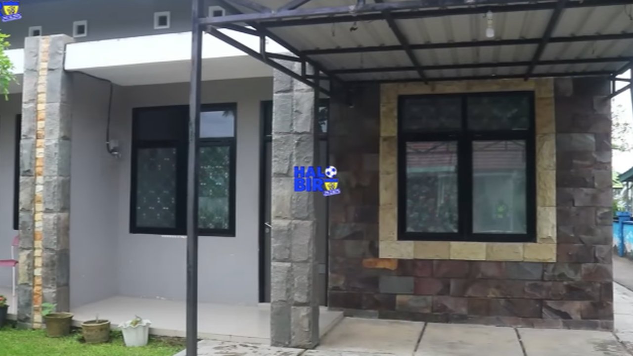 rumah try sutrisno