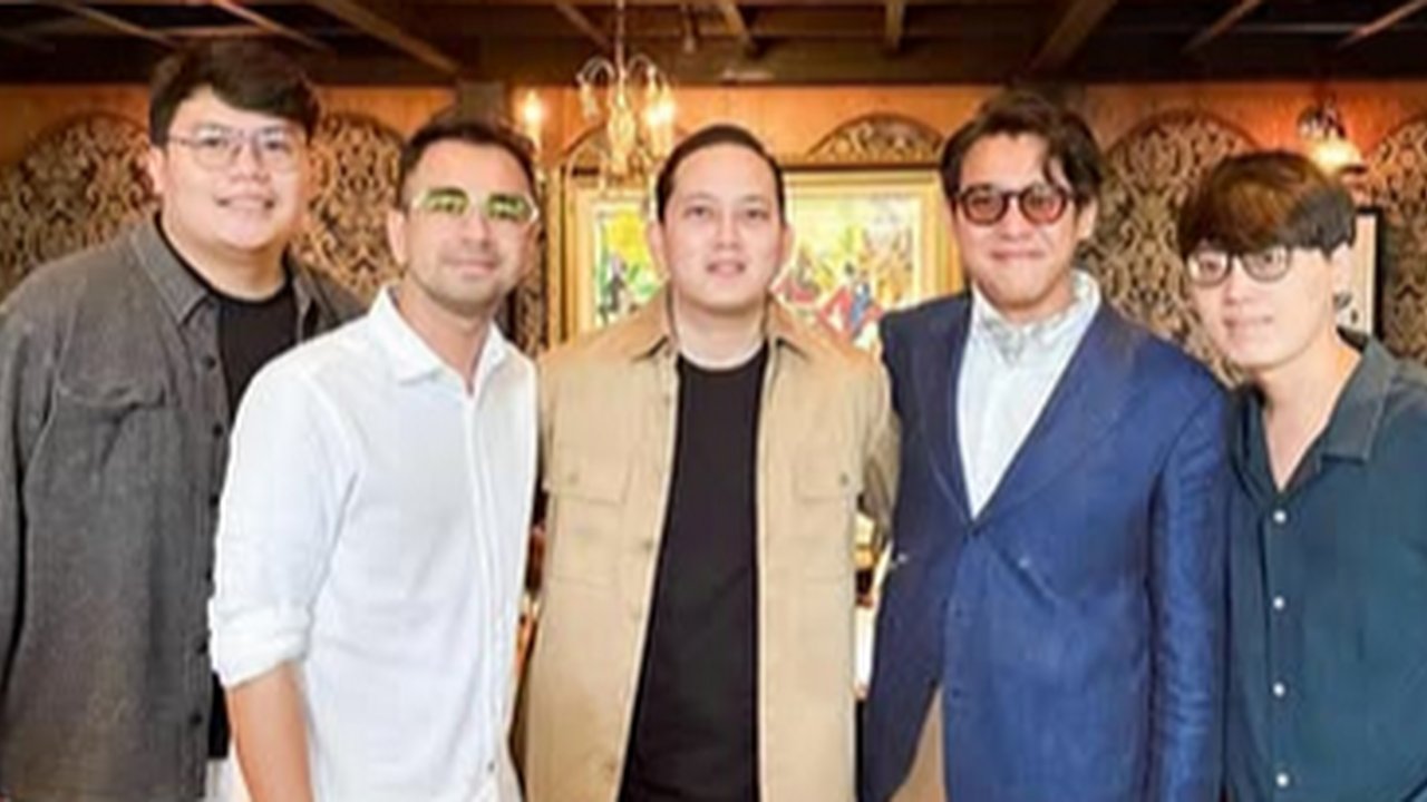 Potret Raffi Ahmad Bertemu dengan Rizky Irmansyah dan Ardhito Pramono, Diskusi Tentang karya Anak Muda