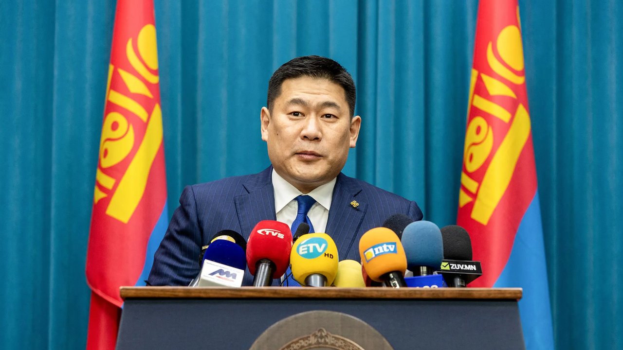 Luvsannamsrain Oyun-Erdene