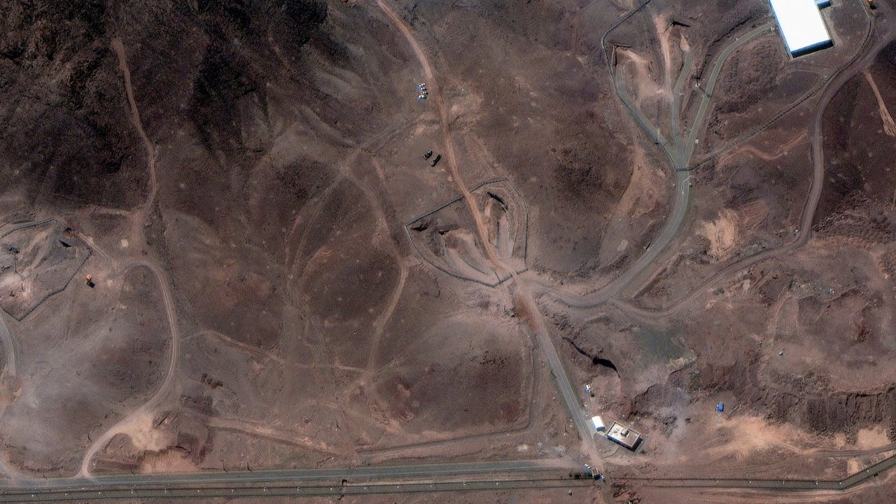 Foto Citra Satelit Bocor, Iran Lanjutkan Aktivitas di Fasilitas Nuklir Fordow Usai Diserang AS