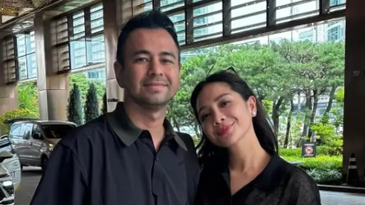 Padu Padan Kemeja Hitam ala Nagita Slavina Saat Nonton Konser Blackpink/Instagram/raffinagita1717