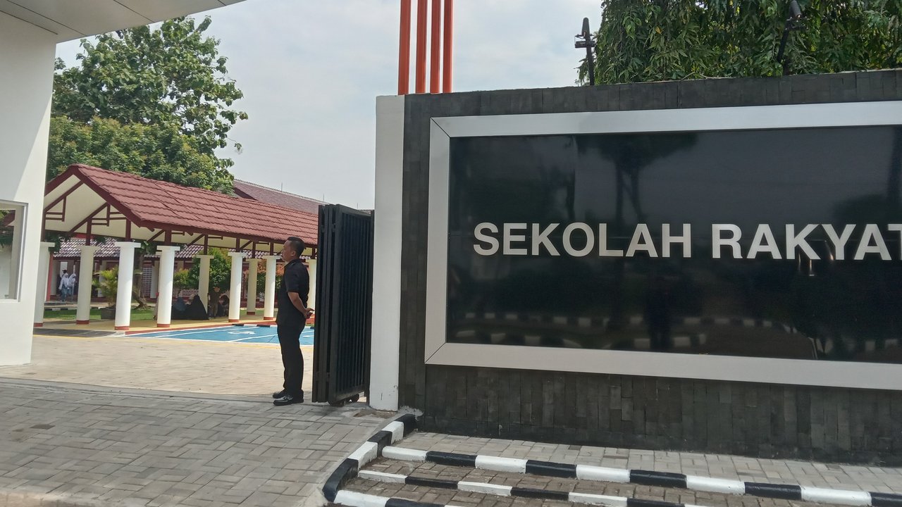 Sederet Beda Sekolah Rakyat Bekasi dengan SMA Negeri, Ini Kurikulum yang Dipakai