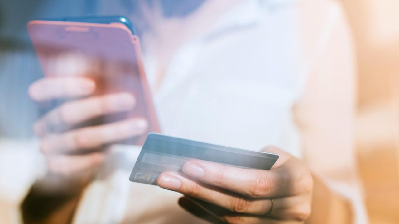 Jangan Asal Gunting! Begini Cara Menutup Kartu Kredit yang Benar agar Tak Disanksi Pihak Bank