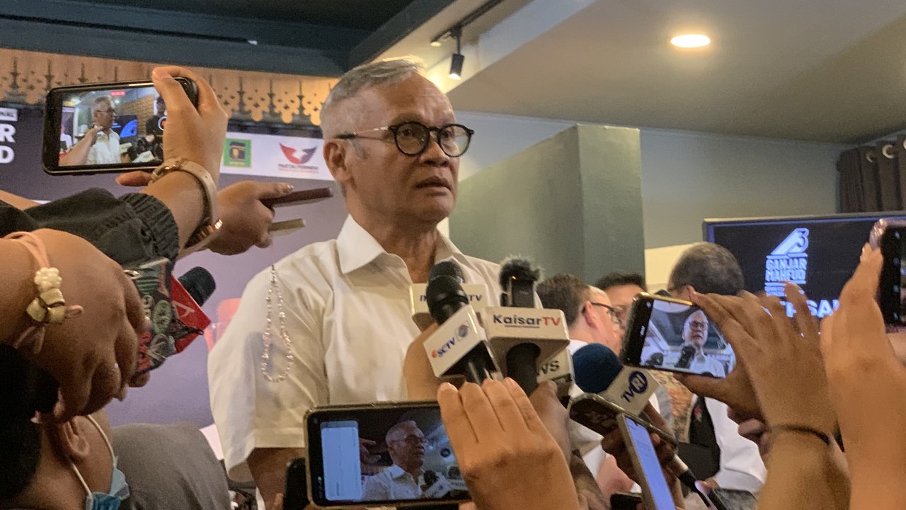 Politisi senior Partai Demokrasi Indonesia Perjuangan (PDIP) Aria Bima menyatakan, calon presiden (capres) nomor urut 3 Ganjar Pranowo lah yang sangat memahami visi misi Presiden Joko Widodo (Jokowi) atau Nawacita. (Liputan6.com/Delvira Hutabarat)