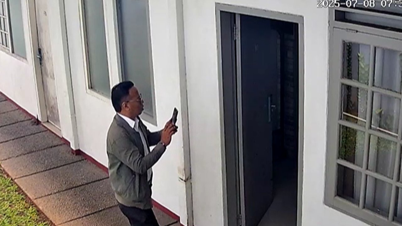 Penjelasan Polisi soal Ada Pria Bolak-Balik di Depan Kamar Kos Diplomat Kemlu yang Tewas