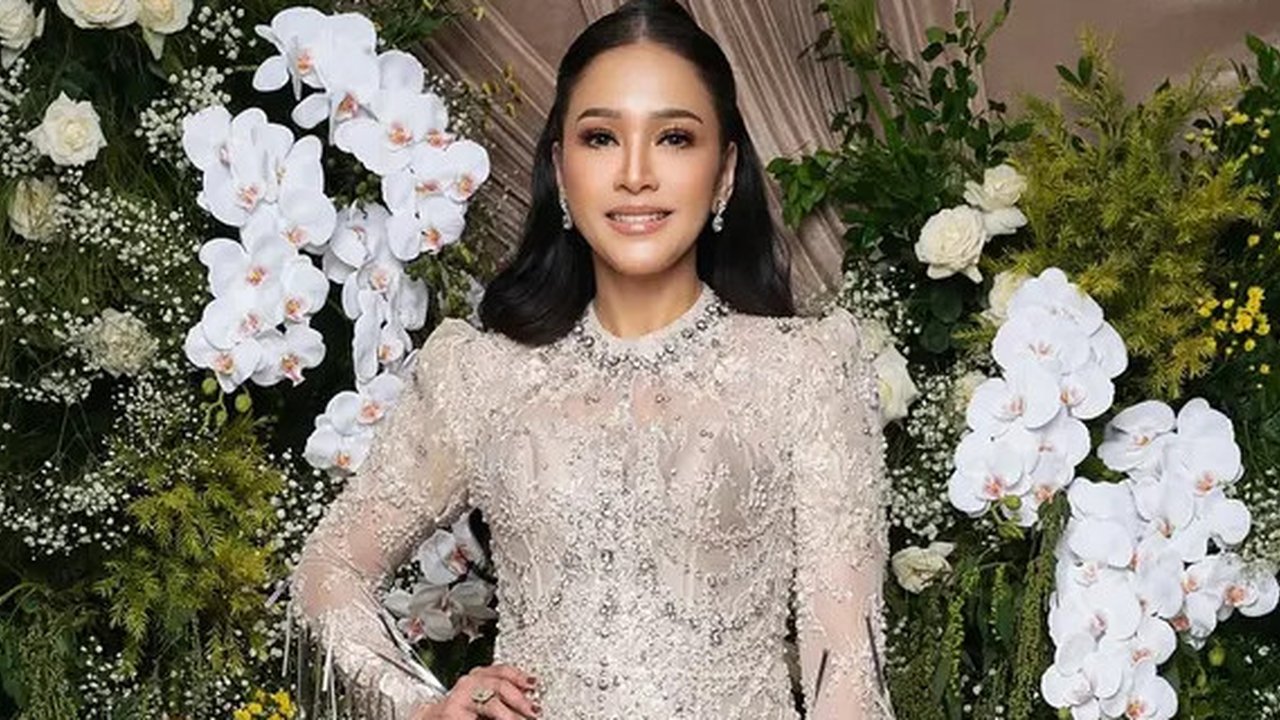 Gaya Maia Estianty Ini Dipuji Makin Cantik