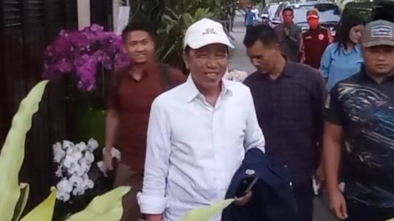 Jokowi pulang liburan