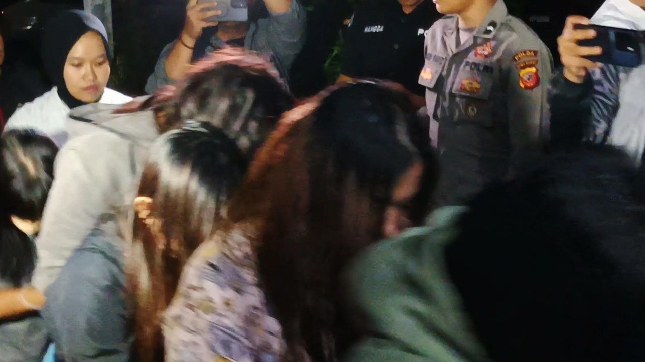 Wanita Komplotan Penjualan Bayi ke Luar Negeri