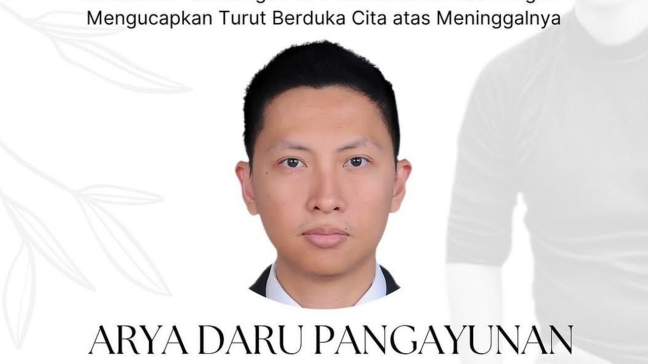 Diplomat Kemlu RI Arya Daru Pangayunan ditemukan meninggal di kamar kosnya di kawasan Gondangdia Kecil, Jakarta Pusat, Selasa (8/7/2025). (Foto: Instagram/@peduliwni)