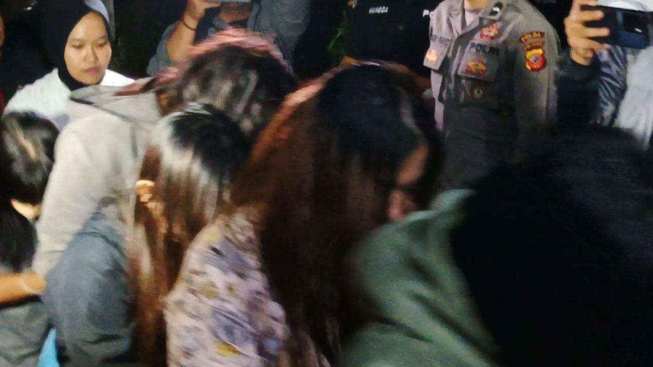 Wanita Komplotan Penjualan Bayi ke Luar Negeri