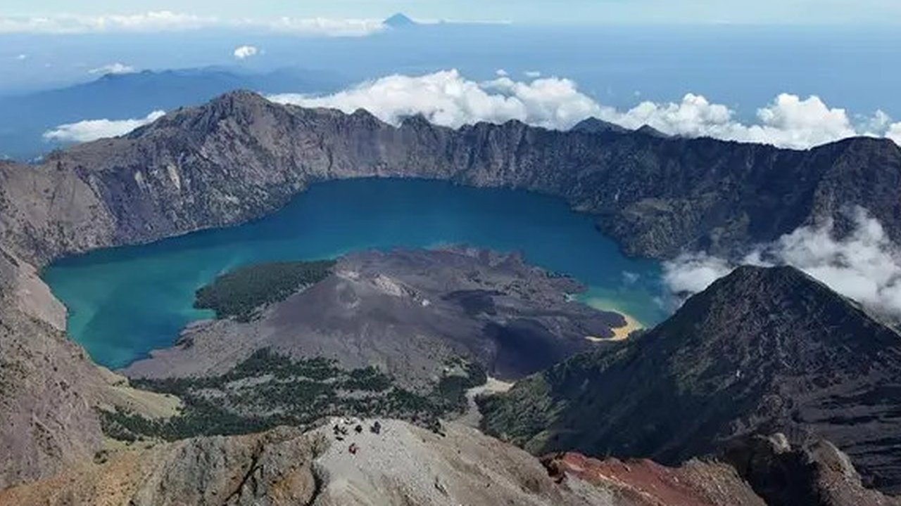 Dramatis, Proses Evakuasi Pendaki asal Swiss Terjatuh di Gunung Rinjani