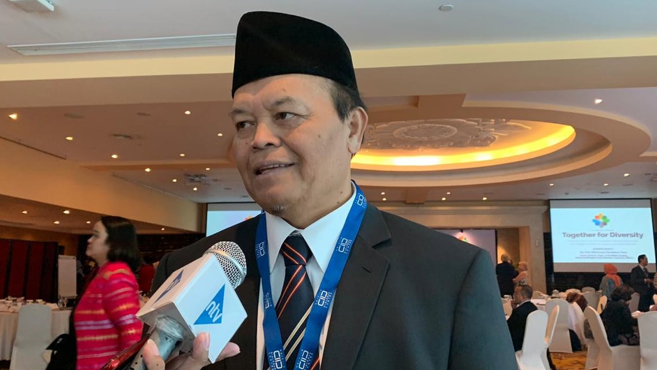 Wakil Ketua MPR RI Hidayat Nur Wahid mengusulkan kepada Presiden Prabowo Subianto agar menetapkan 3 April sebagai Hari Negara Kesatuan Republik Indonesia (NKRI) untuk memperingati Mosi Integral Mohammad Natsir.