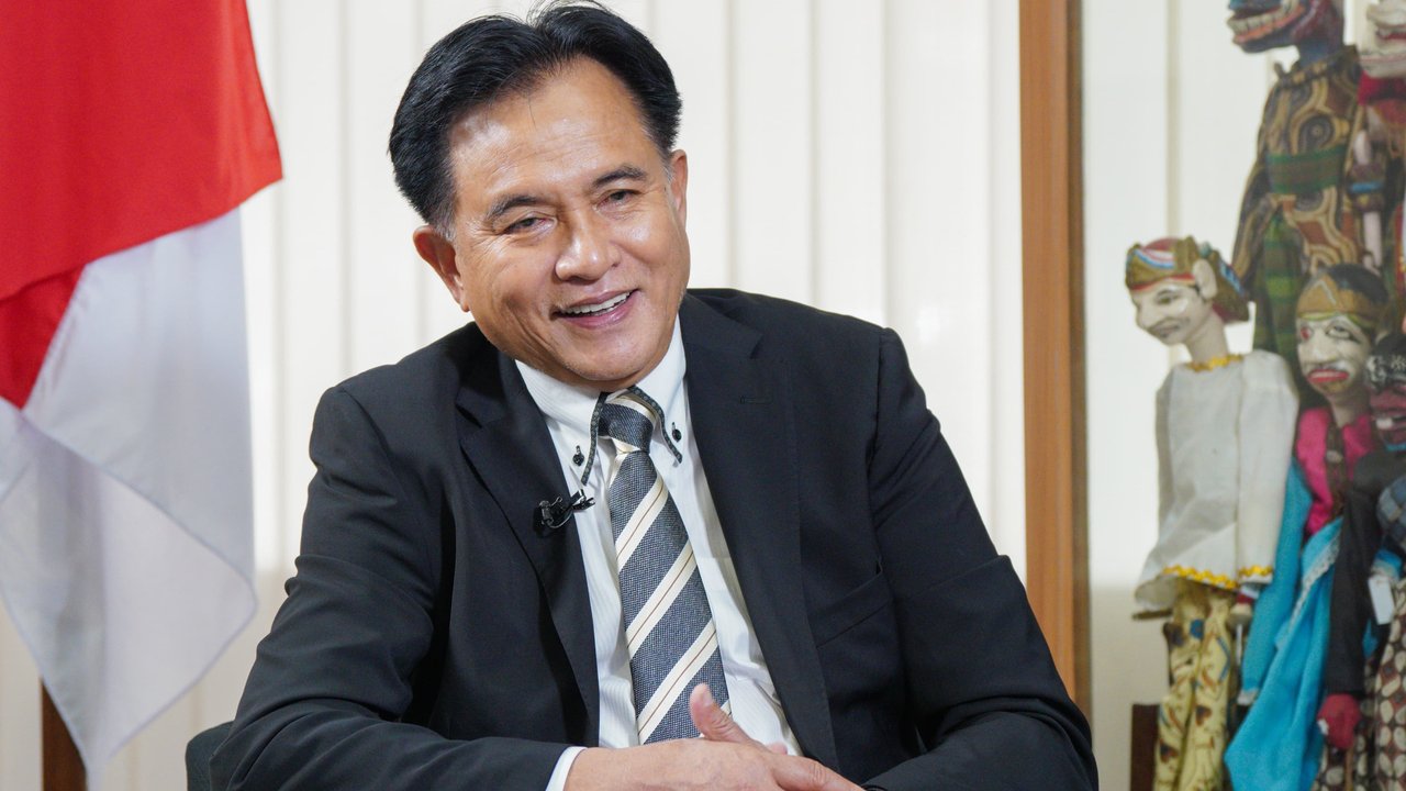 Menteri Koordinator Bidang Hukum, Hak Asasi Manusia, Imigrasi dan Pemasyarakatan Yusril Ihza Mahendra