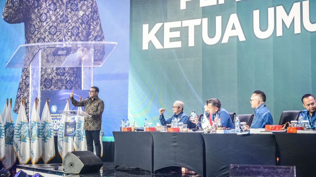 Menteri Ekraf Teuku Riefky Harsya di Acara Kongres Gerakan Ekonomi Kreatif Nasional (GEKRAFS)