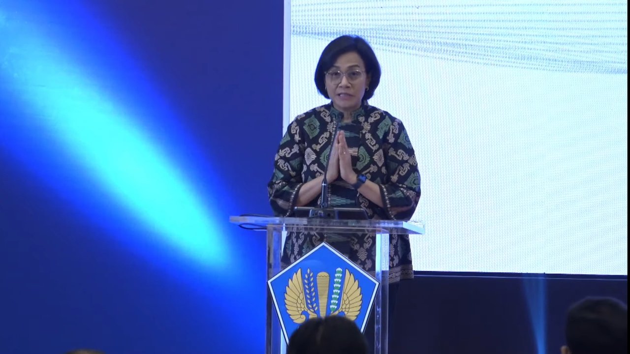 Sri Mulyani Lapor ke Prabowo: APBN 2025 Diprediksi Defisit 2,78 Persen