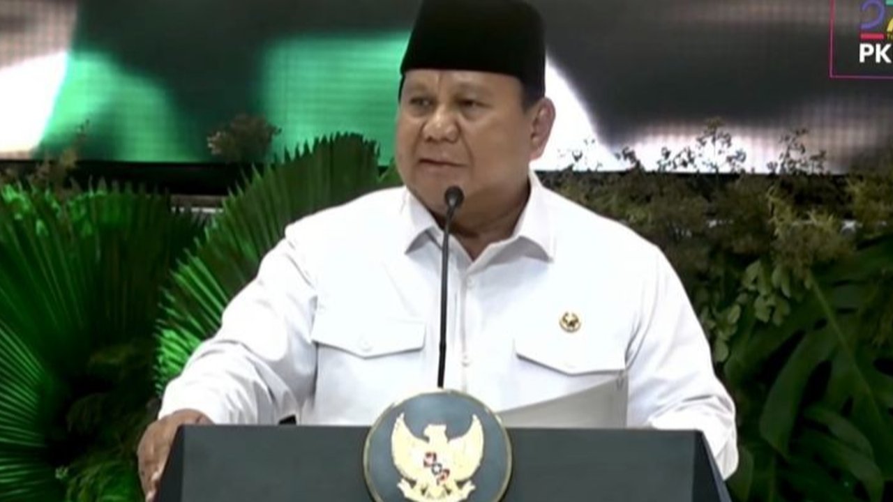 Presiden Prabowo Subianto menegaskan Pasal 33 UUD 1945 mengedepankan azas kekeluargaan ekonomi, bukan konglomerasi. Apa implikasinya bagi kesejahteraan rakyat?