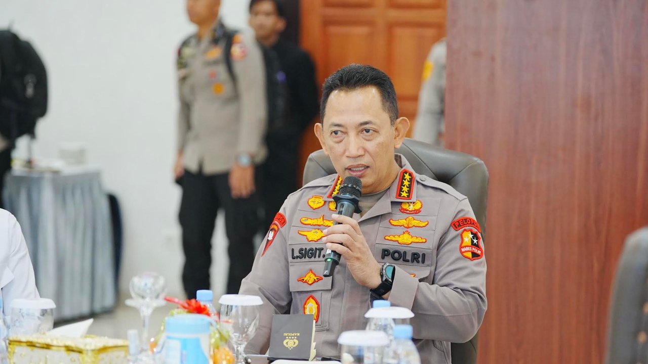 Kapolri Tegaskan Penanganan Karhutla di Riau Perlu Kolaborasi Semua Pihak