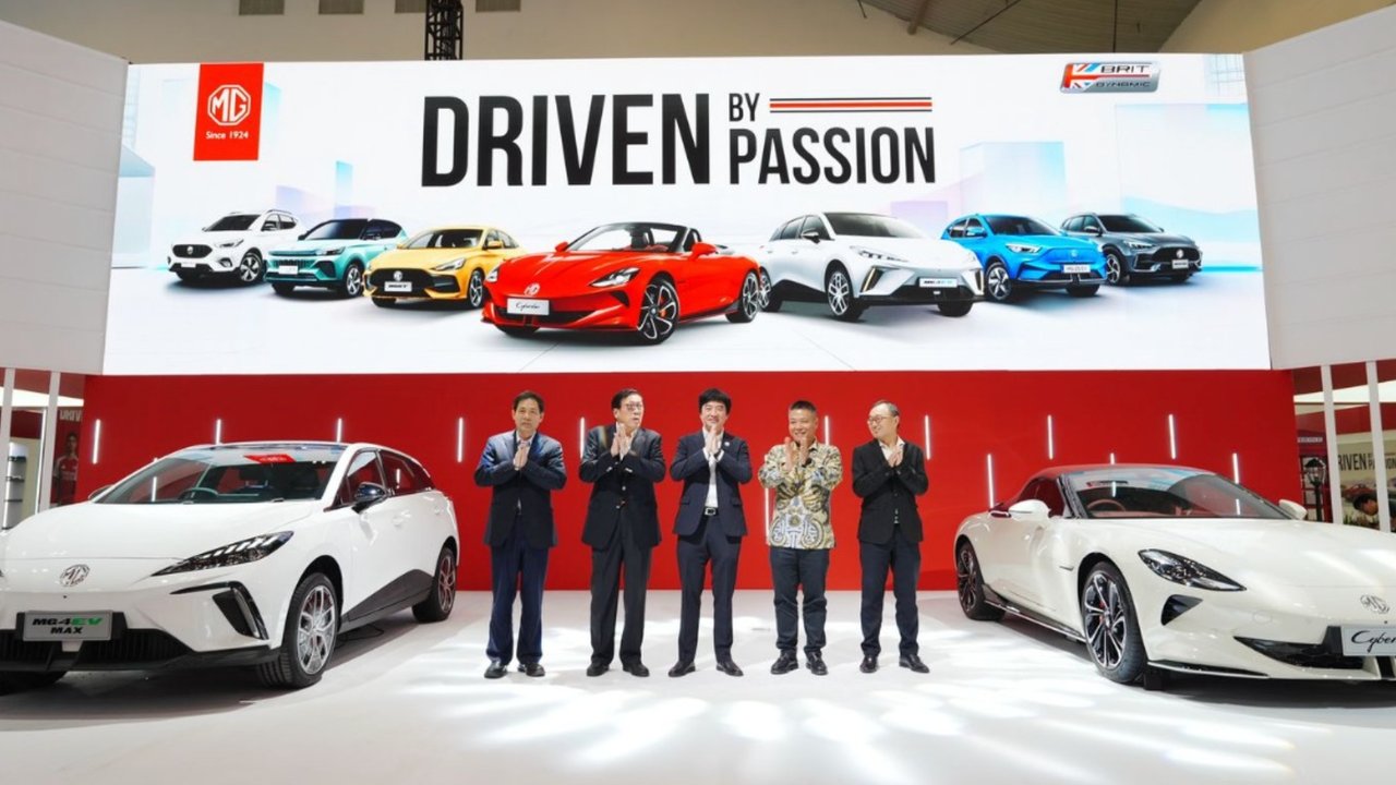 MG Luncurkan MG4 EV Max di GIIAS 2025: Cuma Diproduksi 100 Unit