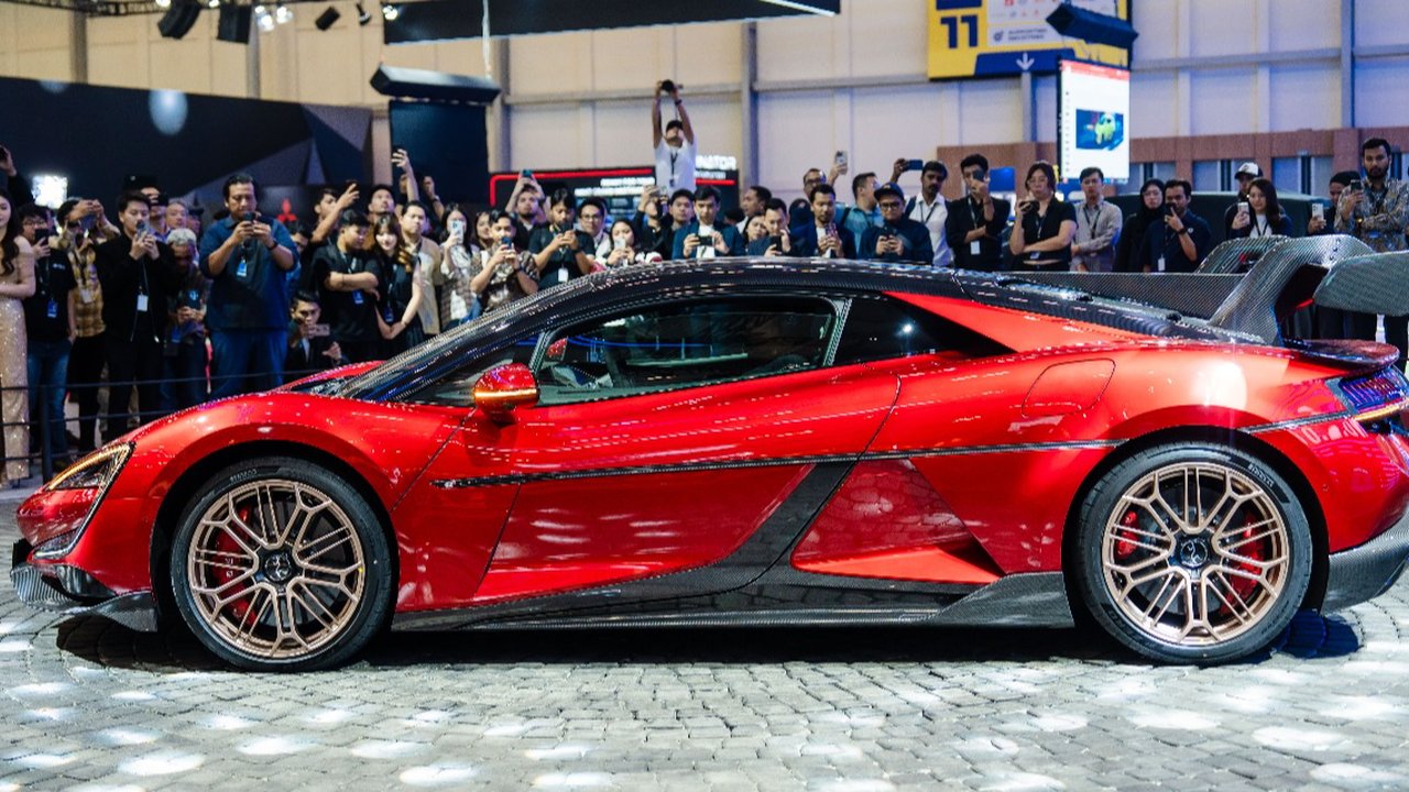 Yangwang U9 Tampil Menggoda, Aura Supercar Terpancar