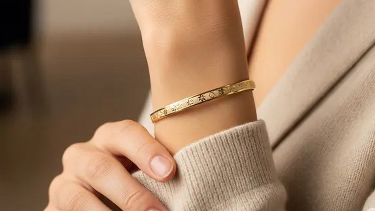 Model Gelang Emas 3 Gram Terbaru untuk Tangan Kurus Anti Longgar. Foto: Gemini