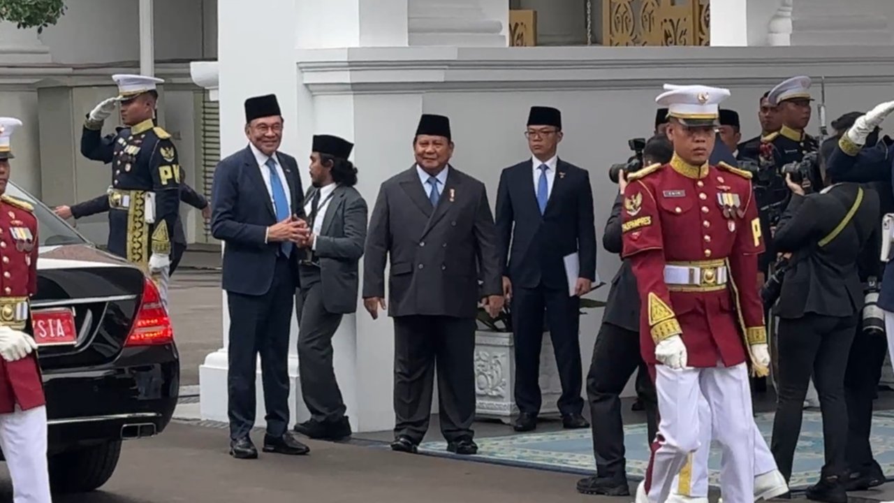 Prabowo Puji Anwar Ibrahim Berhasil Jadi Juru Damai Konflik Thailand-Kamboja: Bukti Kepemimpinan Pemimpin ASEAN