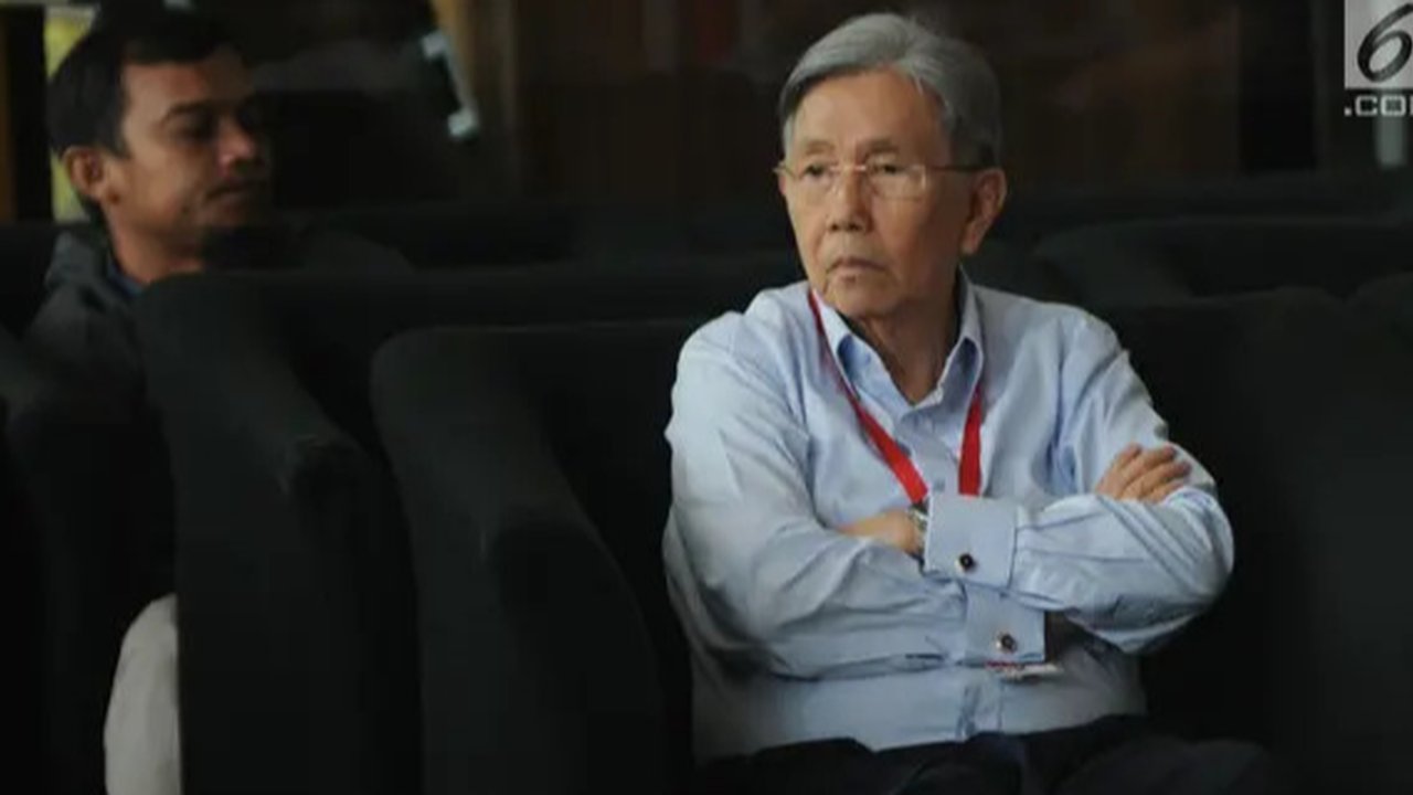 Ekonom senior Kwik Kian Gie meninggal dunia di usia 90 tahun. Sosok yang pernah menjabat Menko Ekuin ini meninggalkan jejak penting bagi bangsa. Siapa dia?